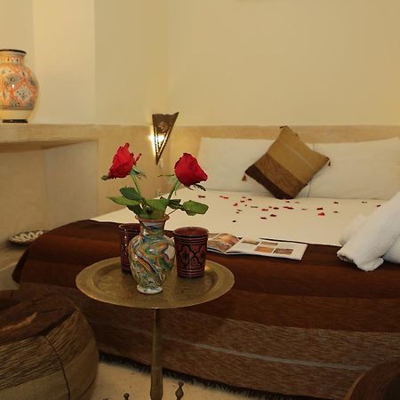 Riad White Flowers Марракеш Экстерьер фото