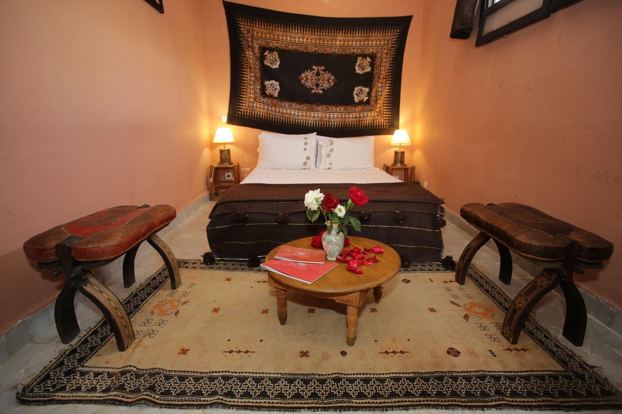 Riad White Flowers Марракеш Экстерьер фото